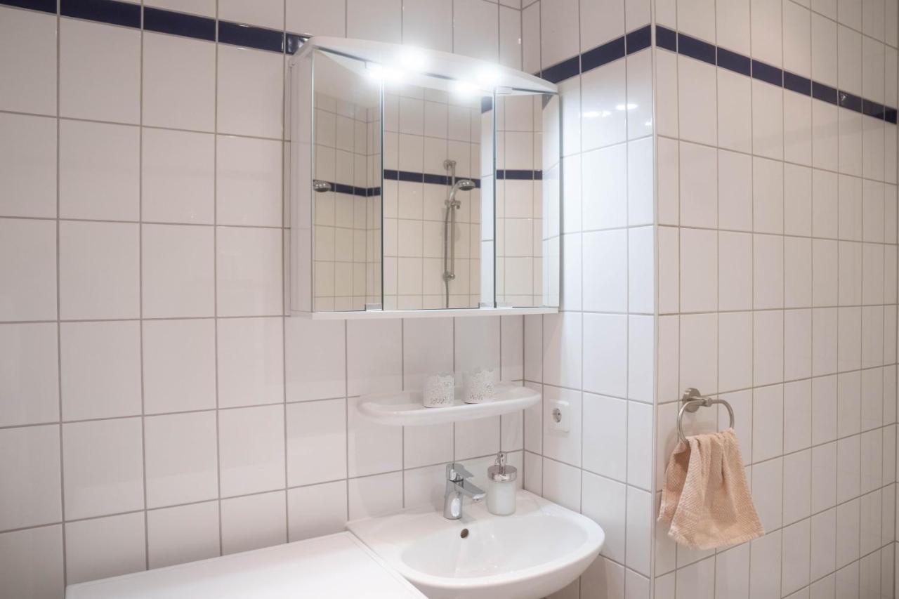 Gemutliche 45M² Wohnung Mit Netflix & Disney+ 埃尔福特 外观 照片
