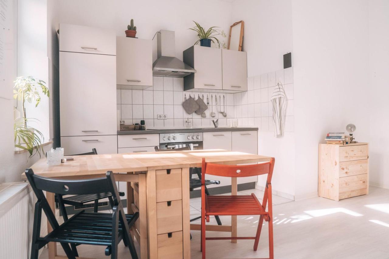 Gemutliche 45M² Wohnung Mit Netflix & Disney+ 埃尔福特 外观 照片