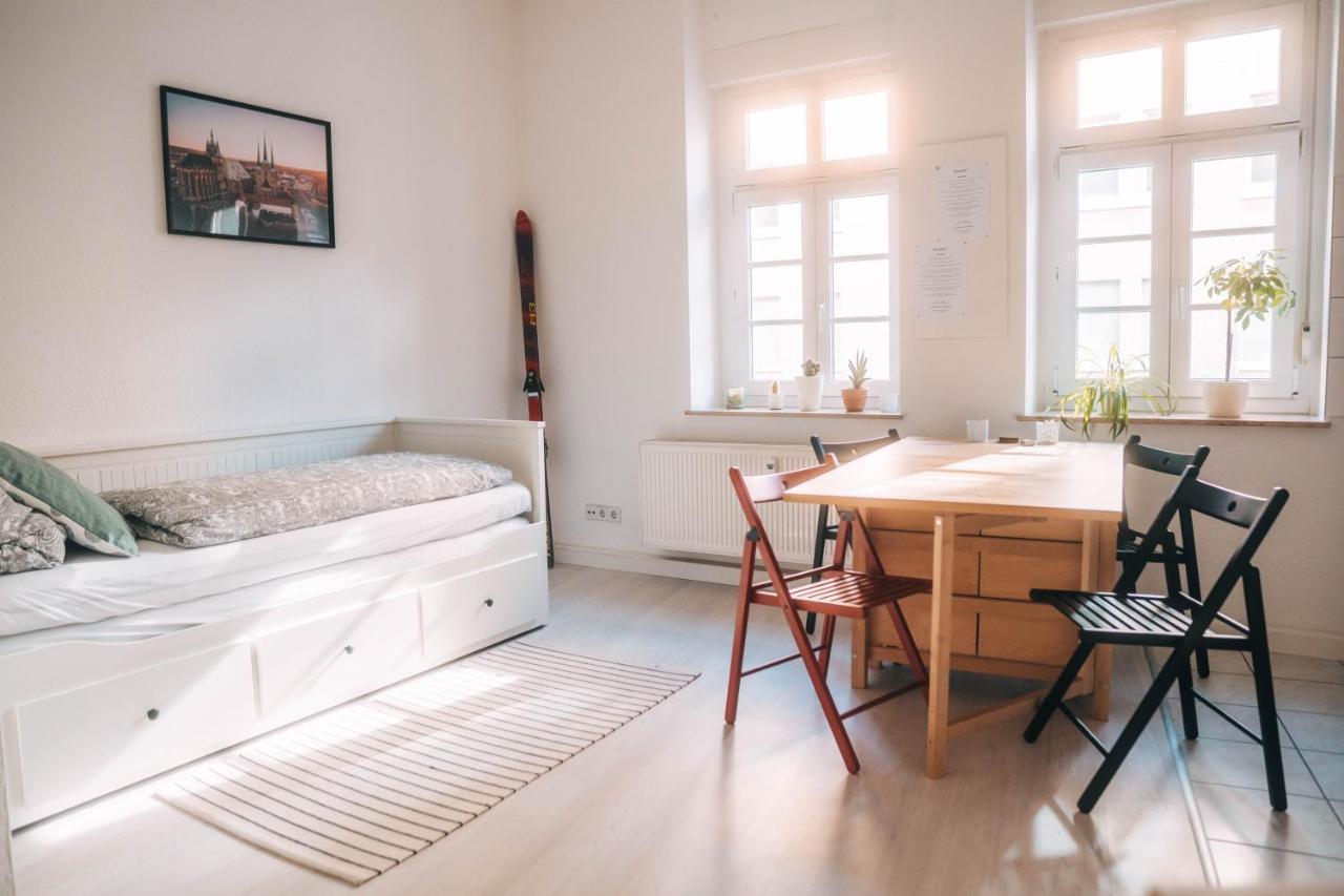 Gemutliche 45M² Wohnung Mit Netflix & Disney+ 埃尔福特 外观 照片